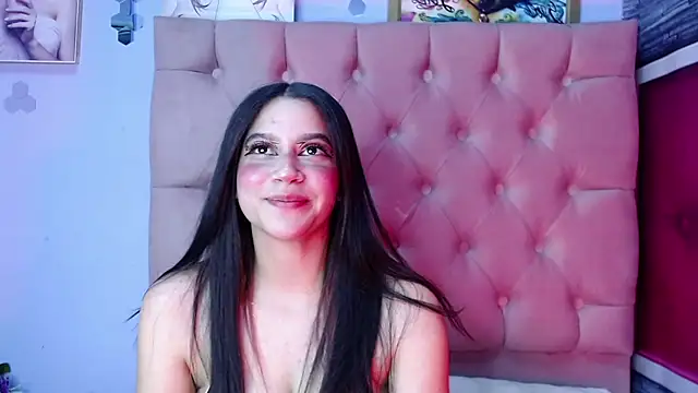 Megan_Luxe's cam snapshot