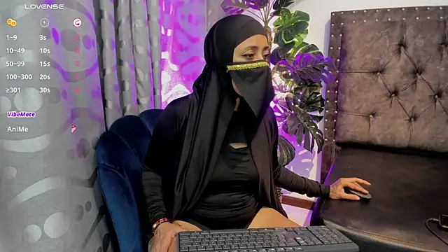 maysa_rizik's cam snapshot