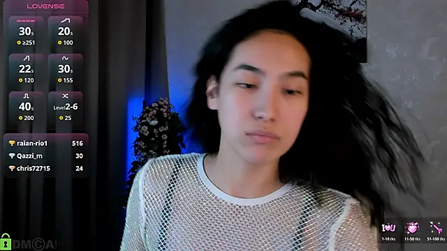 FlirtyAura's cam snapshot