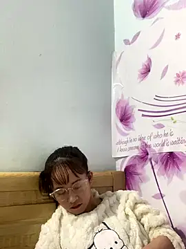 TranOanh999's cam snapshot