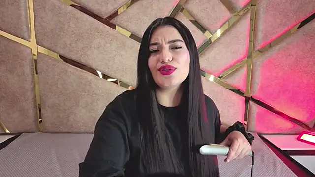 Frrreyaa's cam snapshot