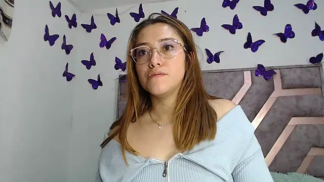 Anny-Fox's cam snapshot