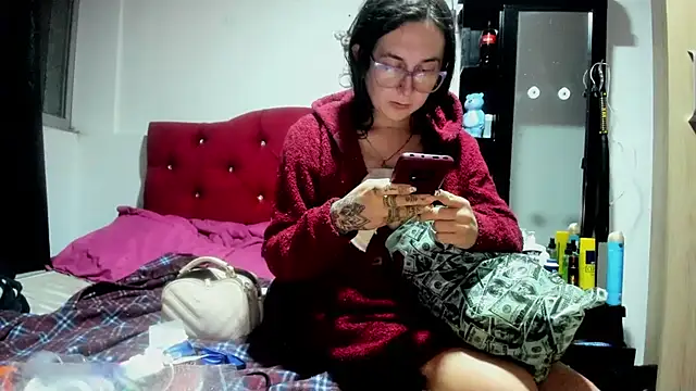 Sweet-Suck69 live sex cam