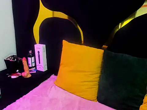 Gianna_Johnson's cam snapshot