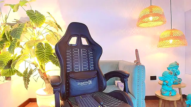 Khloe_Johnson18's cam snapshot