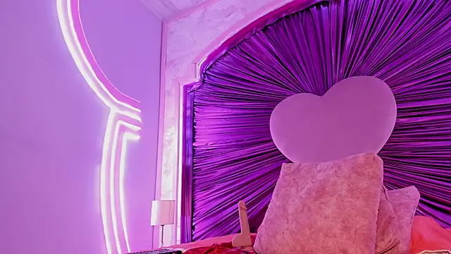 EllyMiller's cam snapshot