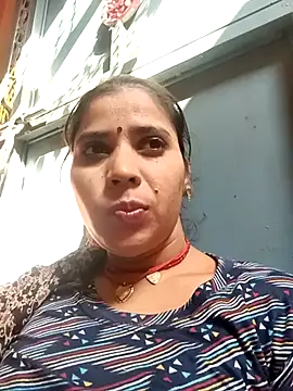 Sabnam_kohli's cam snapshot