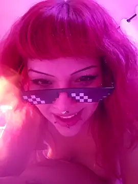 Sarah-Stoner's cam snapshot