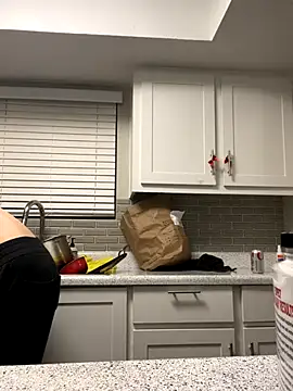 SafeinouterSpace's cam snapshot