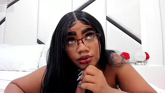 MirandaTurbay's cam snapshot