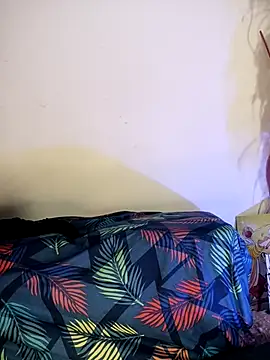 lovely_kitt's cam snapshot