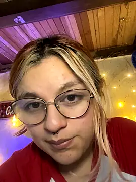 Sophia_Weest99's cam snapshot