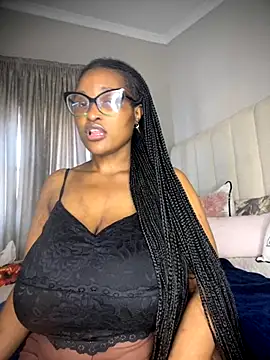 Bustygoddess32 live sex cam