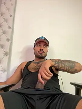 PapiStan live sex cam