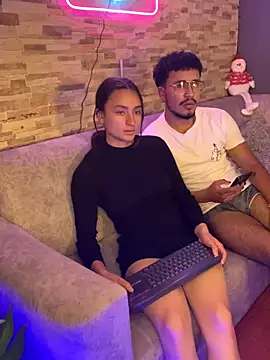 Noa_N_Luxy's cam snapshot