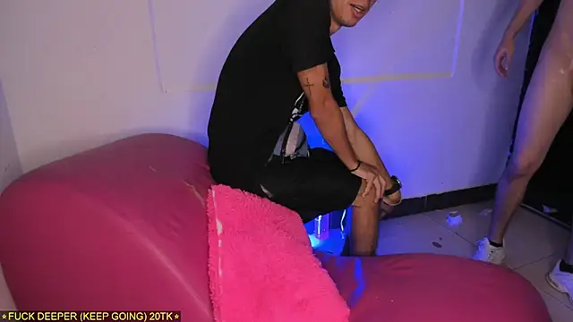 Threesome-no-mercy live sex cam