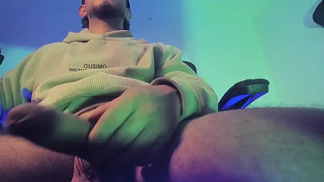 s_sven03's cam snapshot