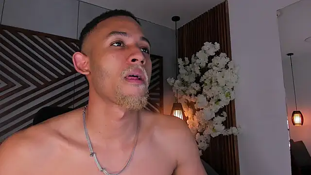 B_Wild's cam snapshot