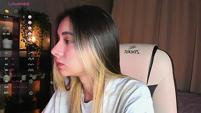 DarlaLike live sex cam