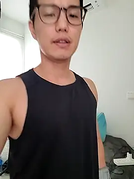 Woonee1680 live sex cam