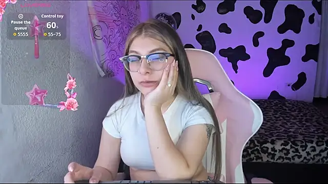 abbie_jensen_'s cam snapshot