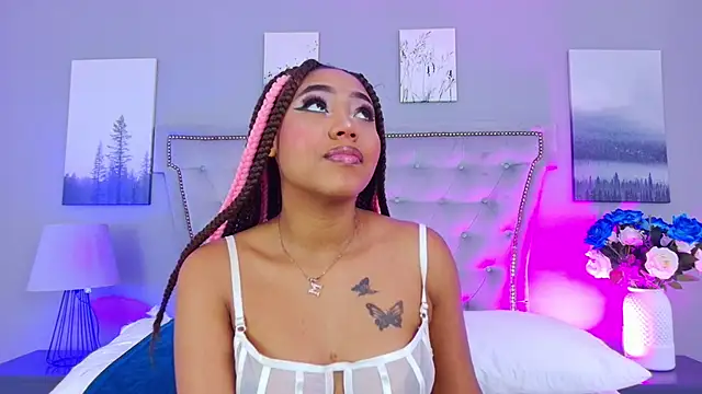 AngelaRoberts's cam snapshot