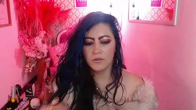 scarleth_blue's cam snapshot