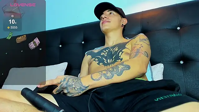 Lobo_17_'s cam snapshot