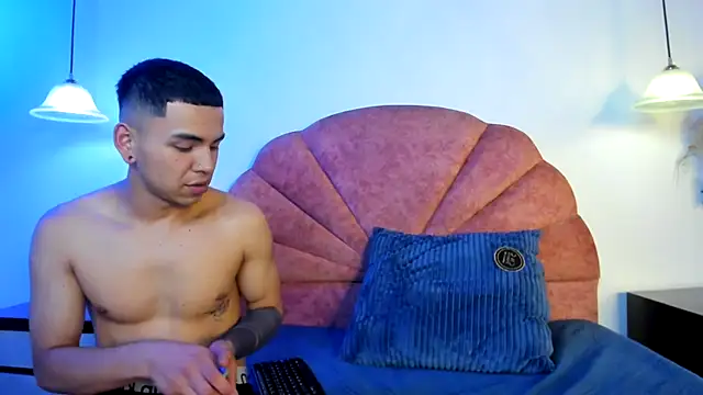 Rose_Ethan's cam snapshot