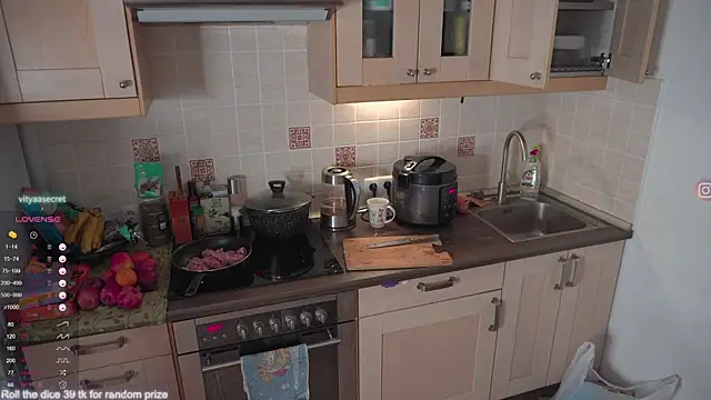 VIktorSecret's cam snapshot