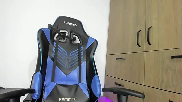 dorman_boy's cam snapshot