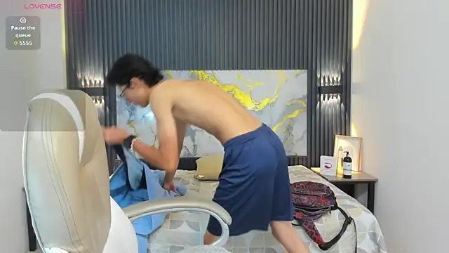 SantiagoRusso18's cam snapshot