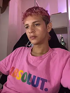 tylernova's cam snapshot