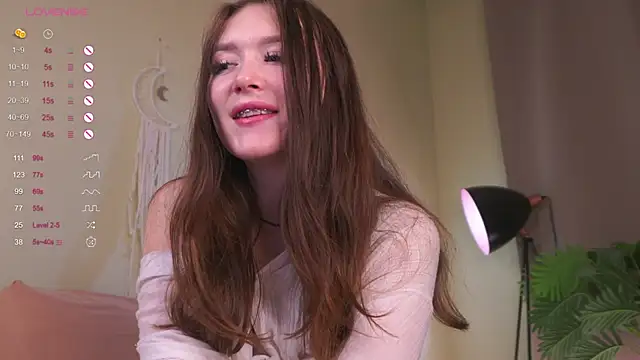 AlinaOrf live sex cam