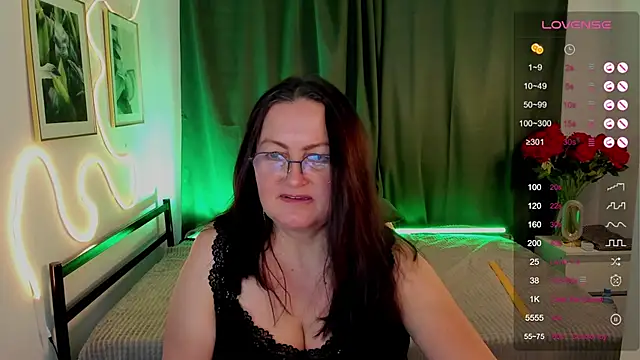 hottyannaa's cam snapshot