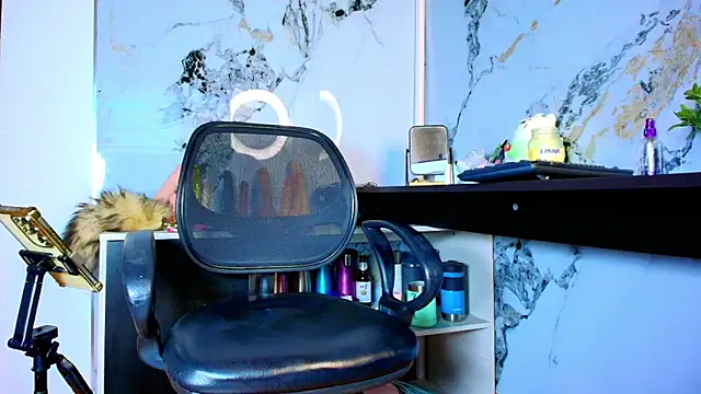 AlixLong's cam snapshot