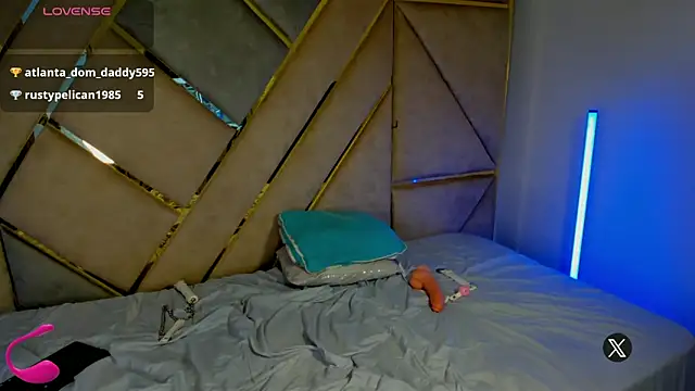 Latrellx7's cam snapshot