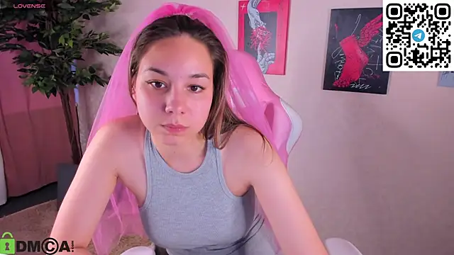 Al1ice_Moures's cam snapshot