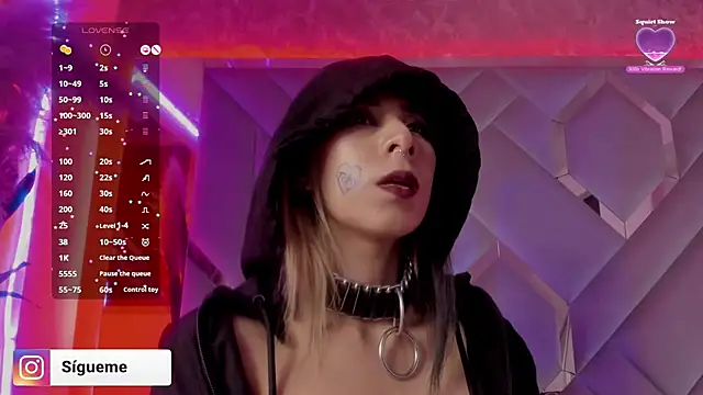 Sara_Foxx1's cam snapshot