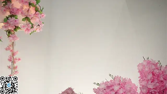 AmiLewis live sex cam