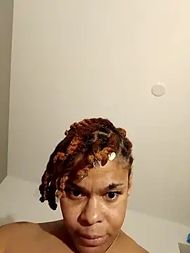 hoesinthishouse78 live sex cam