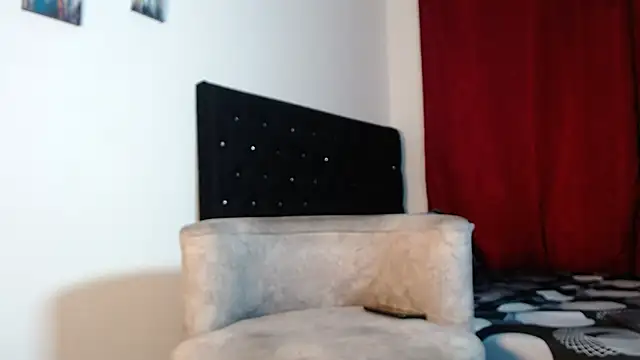 adriel_escalante's cam snapshot