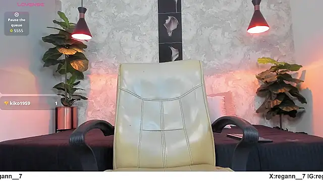 Regan__'s cam snapshot