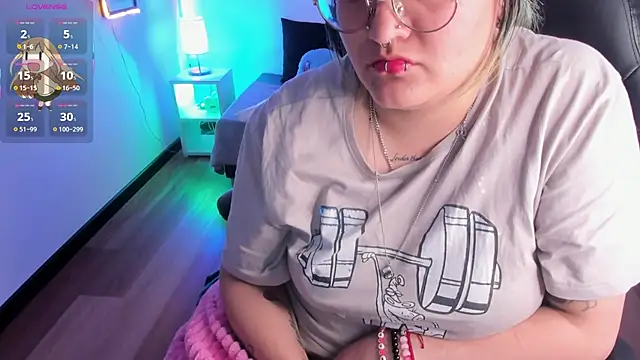 lucky-leah's cam snapshot