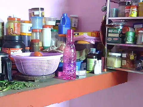 Pooja-suman's cam snapshot