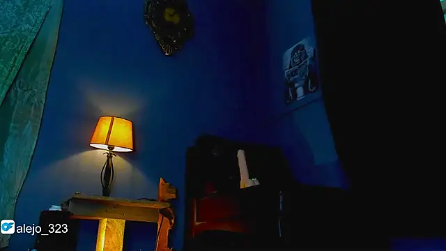 alejo__323__'s cam snapshot