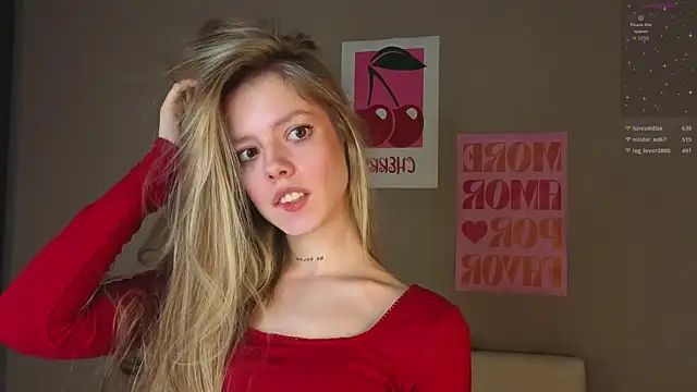 TiffinyMergist live sex cam