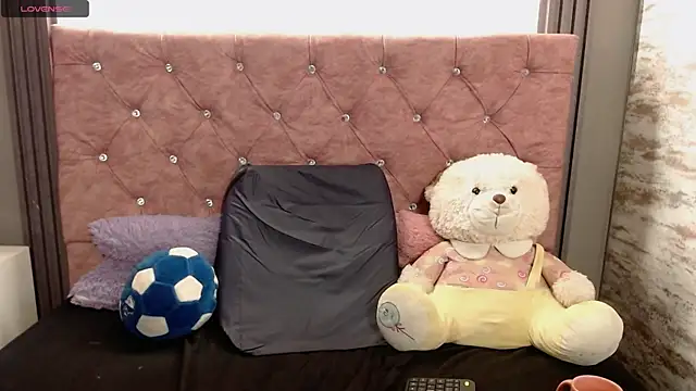 Cloe16_'s cam snapshot