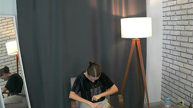 DebViveros's cam snapshot