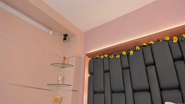 LisaMendez's cam snapshot